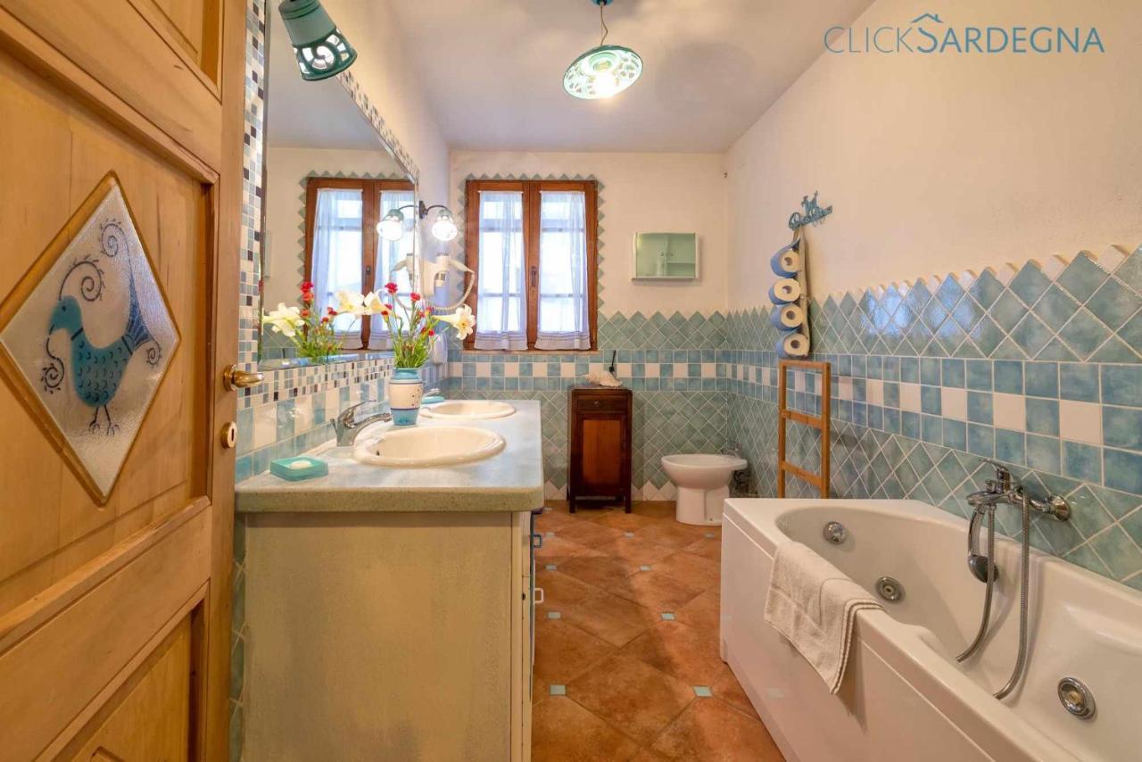Alghero Villa Josephine Con Piscina E Parco Per 8 Ospiti Bagian luar foto