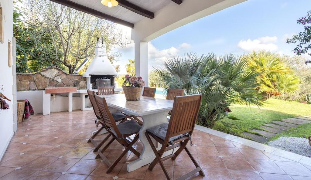 Alghero Villa Josephine Con Piscina E Parco Per 8 Ospiti Bagian luar foto